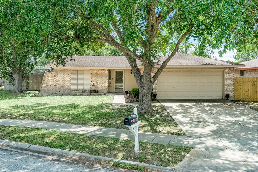 11805 Night Hawk Property Photo 1