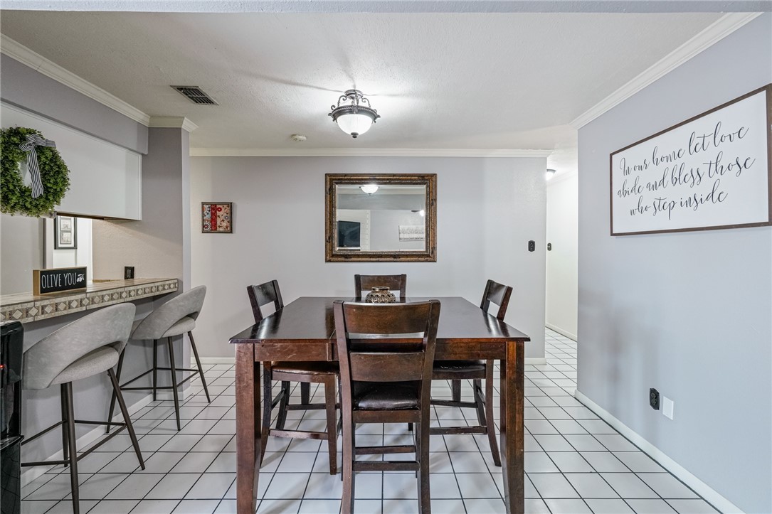 11805 Night Hawk Property Photo 9