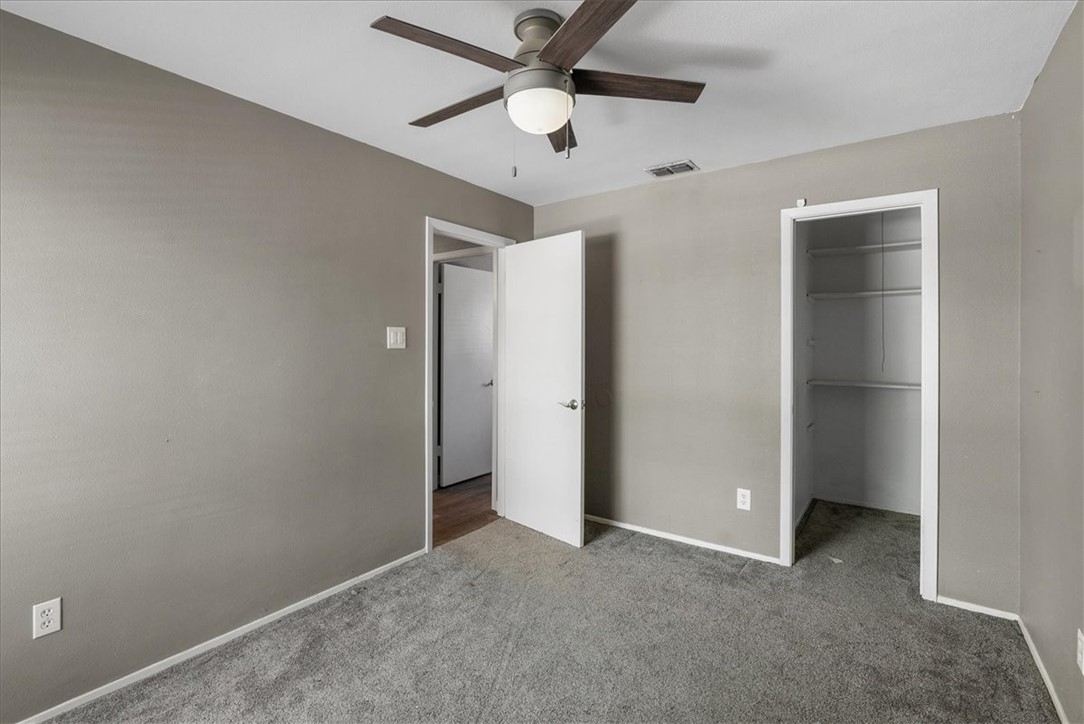 2718 Wind Rock Dr Property Photo 20