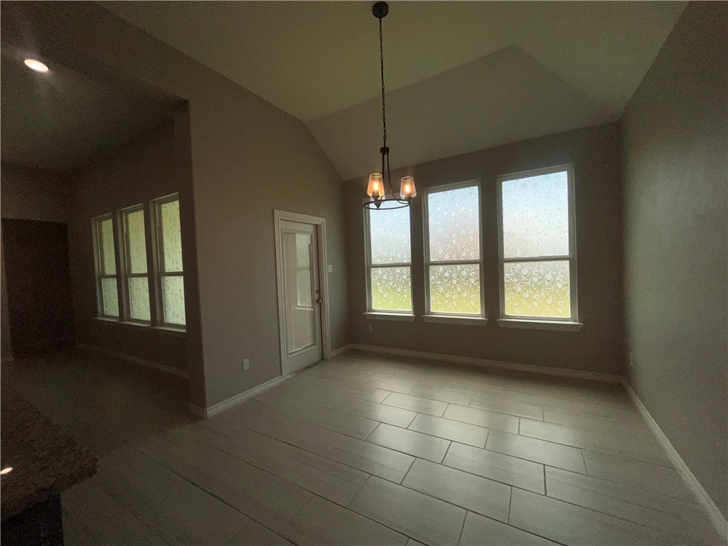 3513 Pineda St Property Photo 8