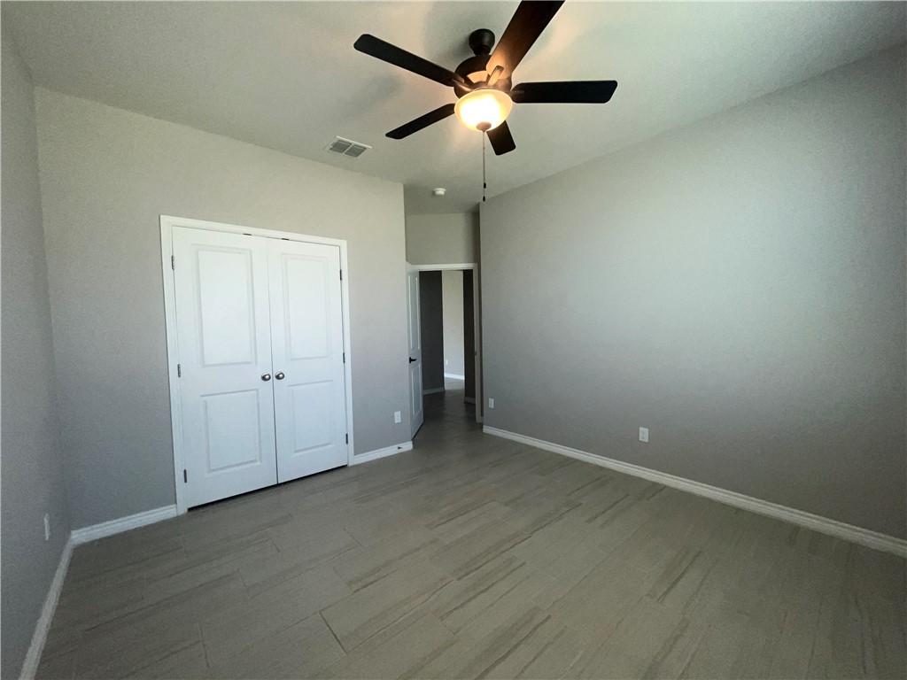 3513 Pineda St Property Photo 10