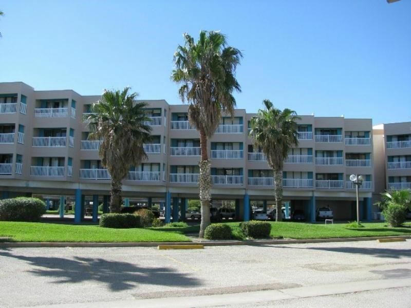 3938 Surfside Blvd Property Photo 1
