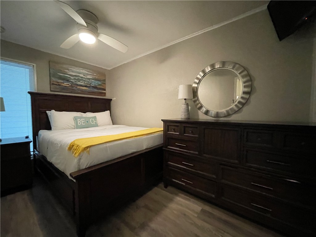 3938 Surfside Blvd Property Photo 17