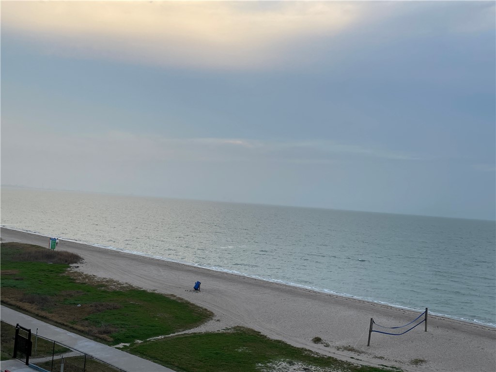 3938 Surfside Blvd Property Photo 32