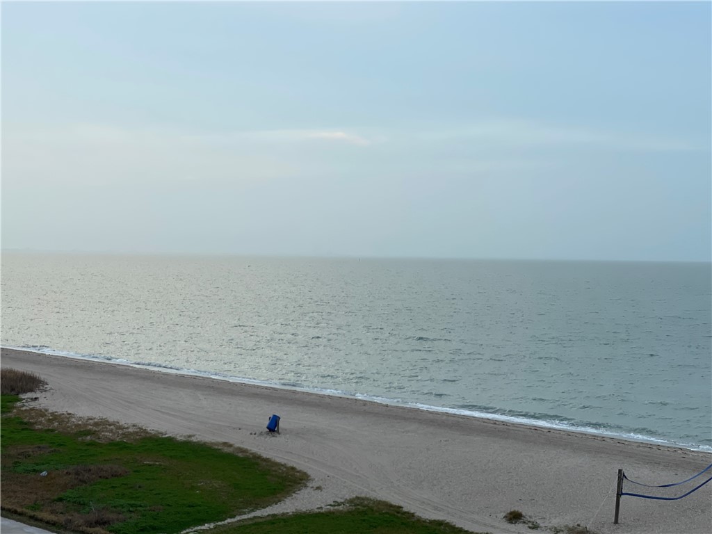 3938 Surfside Blvd Property Photo 36