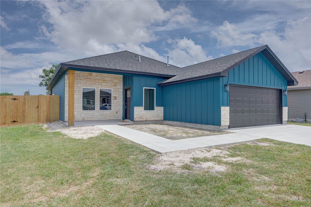 2509 Luzius Dr Property Photo 2