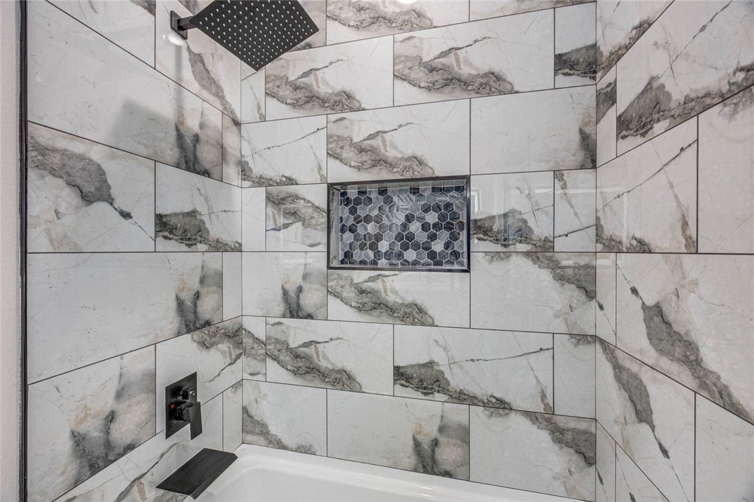 2509 Luzius Dr Property Photo 26