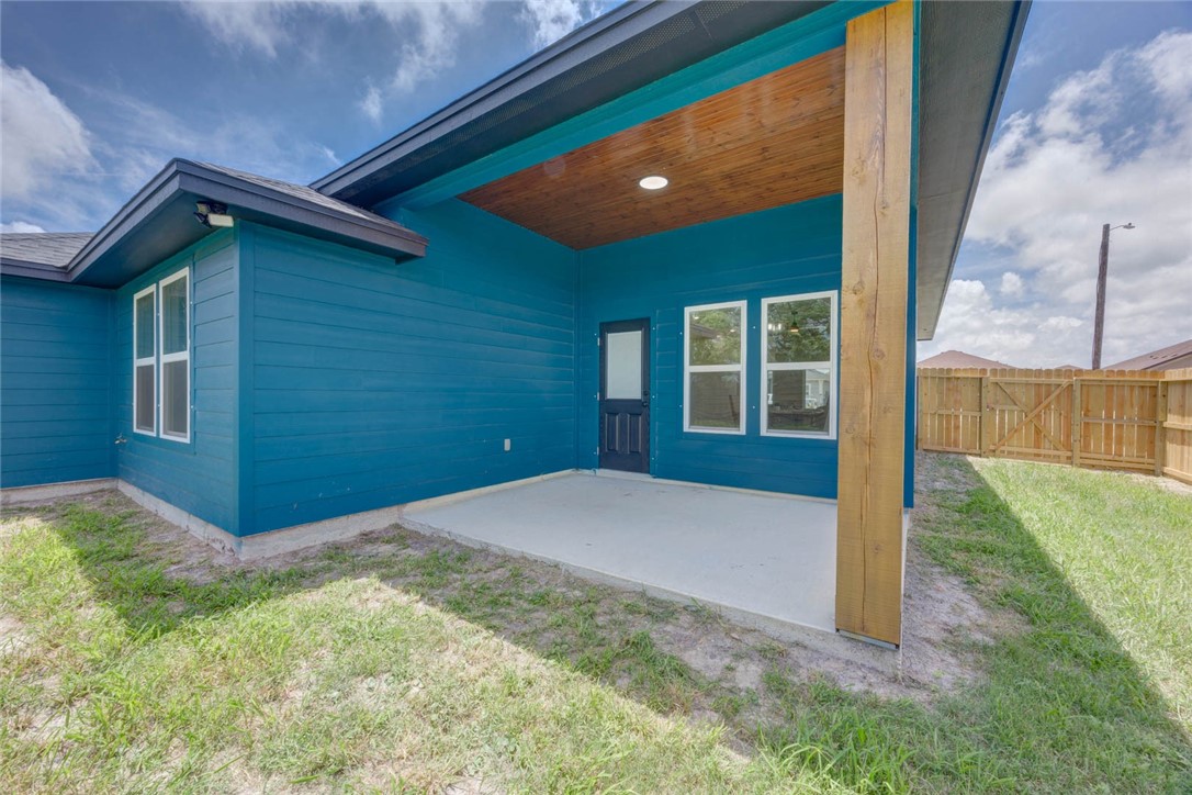 2509 Luzius Dr Property Photo 31
