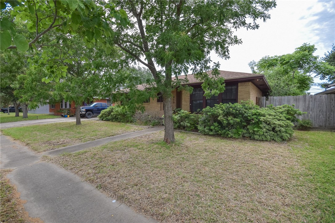 613 Brawner Pkwy Property Photo 1