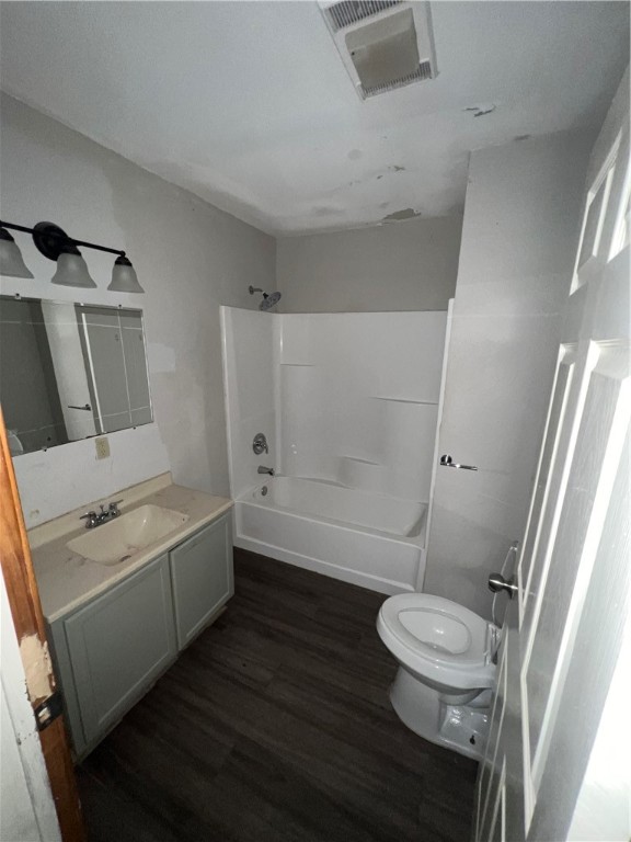 4817 Lansdown Dr Property Photo 13