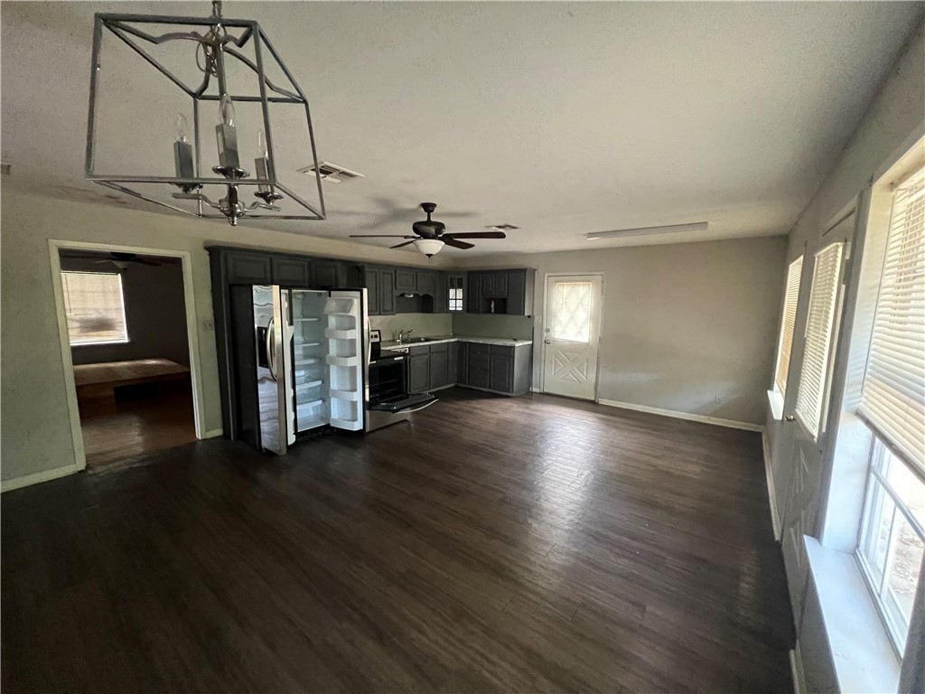 4817 Lansdown Dr Property Photo 16