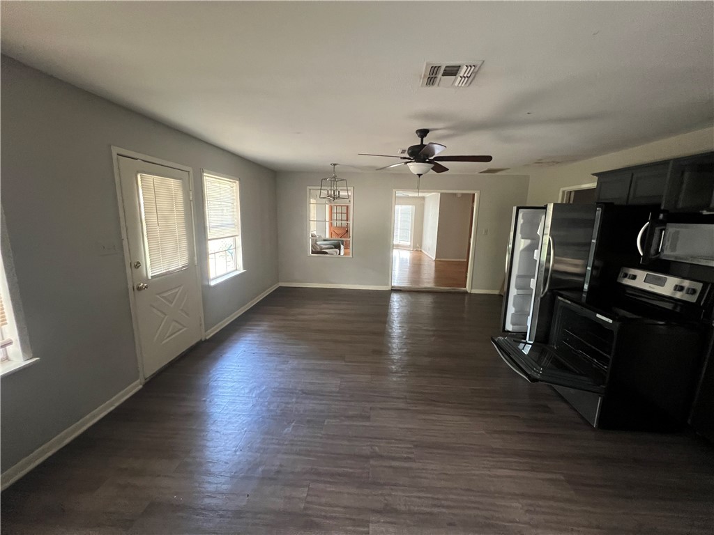 4817 Lansdown Dr Property Photo 18