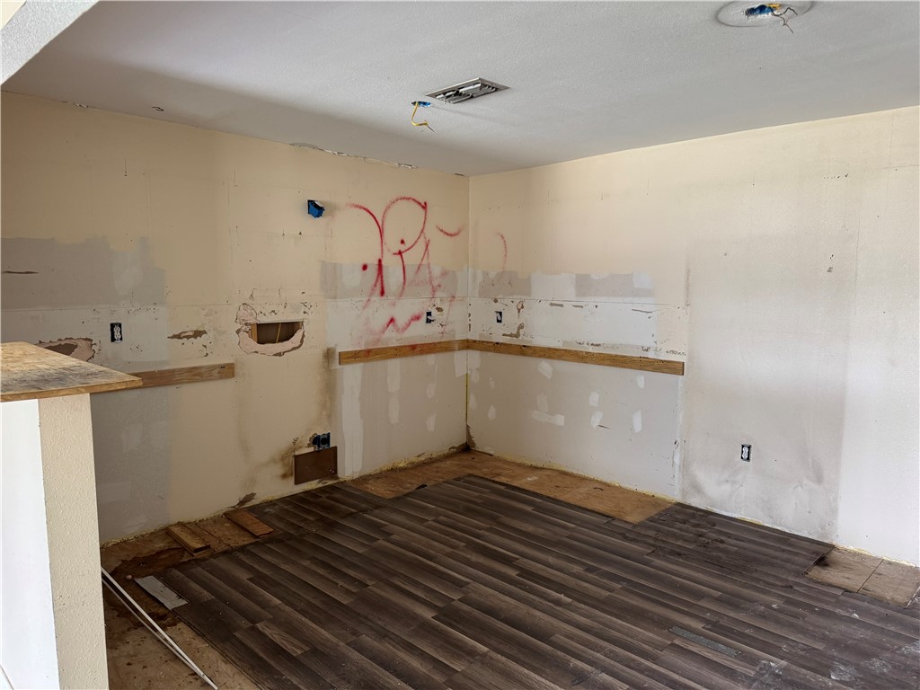 423 S 13th Street Property Photo 5