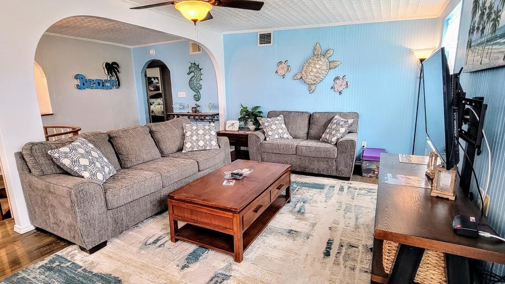619 Copano Cove Rd Property Photo 11