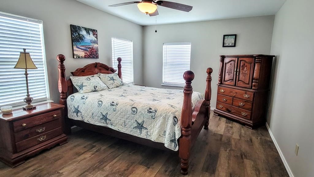 619 Copano Cove Rd Property Photo 14