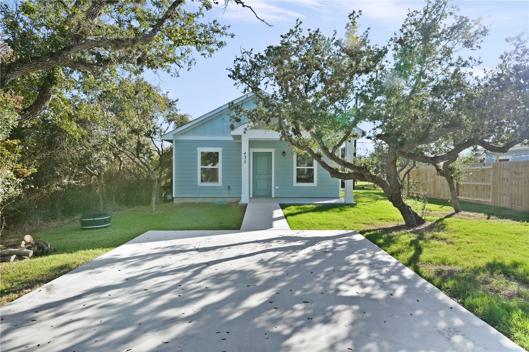 431 Misty Oak Property Photo 1