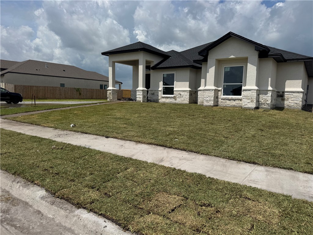 2701 Lannister Property Photo 1