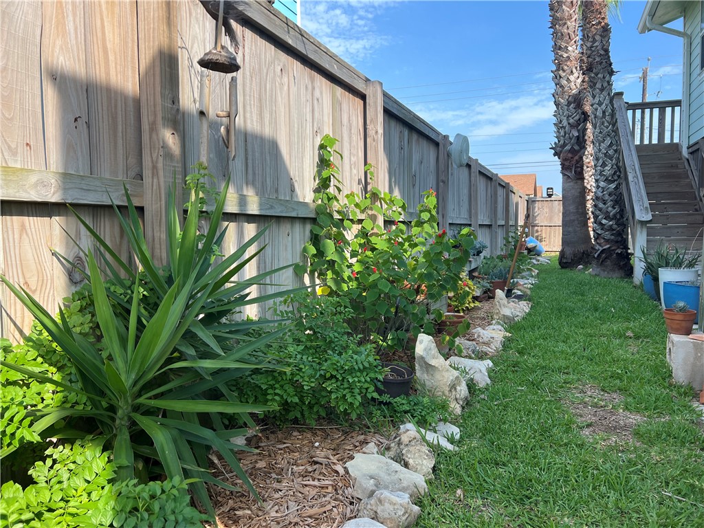 1206 Sea Secret St Property Photo 8