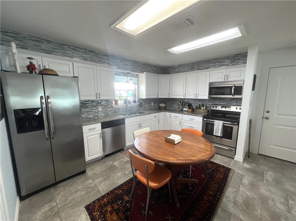 1206 Sea Secret St Property Photo 19