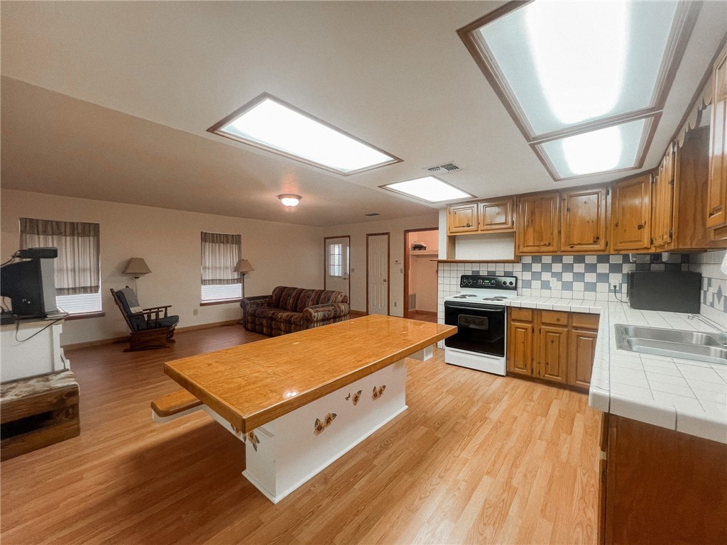 156 Naylor Road Property Photo 23