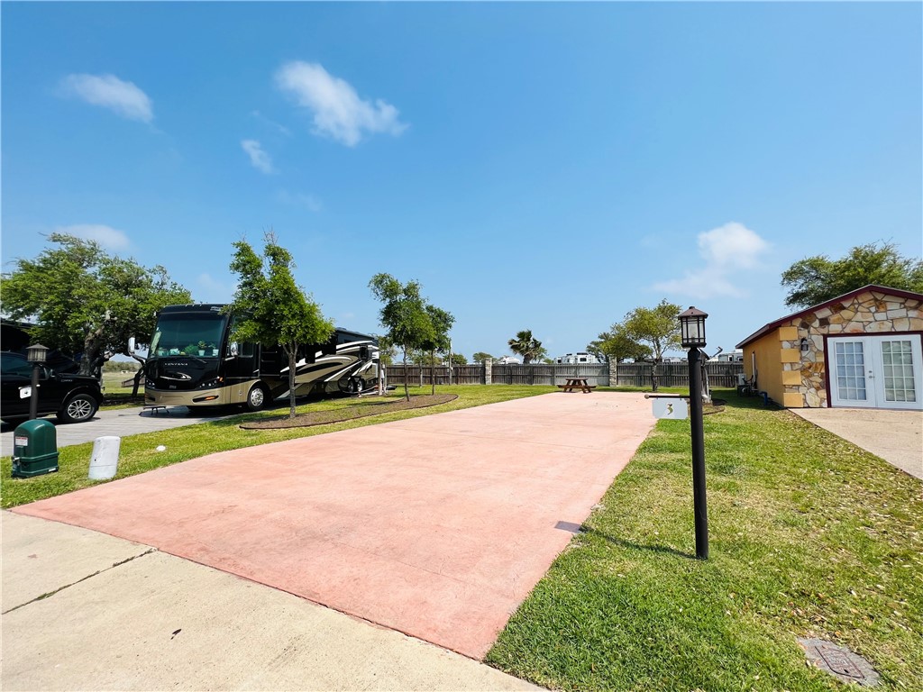 3 Augusta Circle Property Photo 1