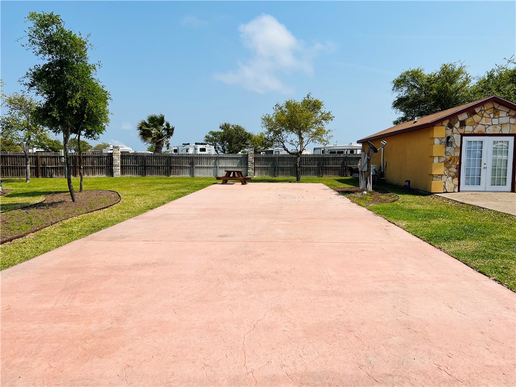 3 Augusta Circle Property Photo 2