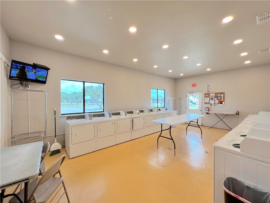 63 Augusta Circle Property Photo 19