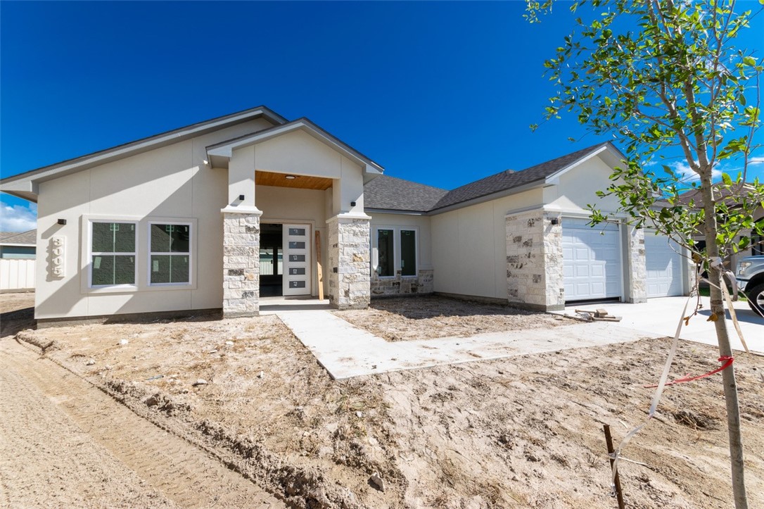 3005 Saint Eustatius Way Property Photo 2