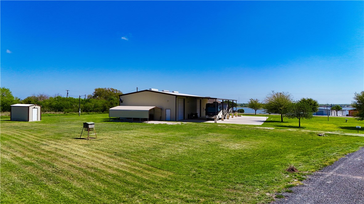 100 Breesport Dr Property Photo 29