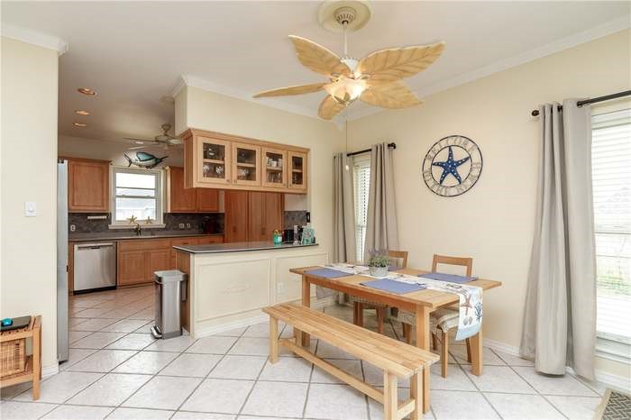15833 Cuttysark St Property Photo 8