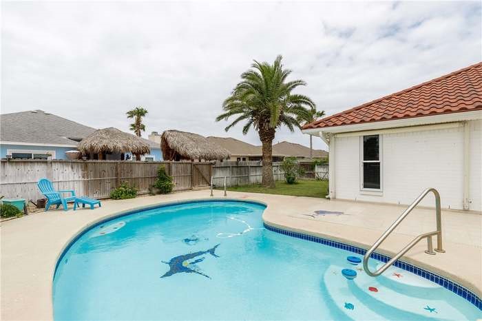 15833 Cuttysark St Property Photo 26