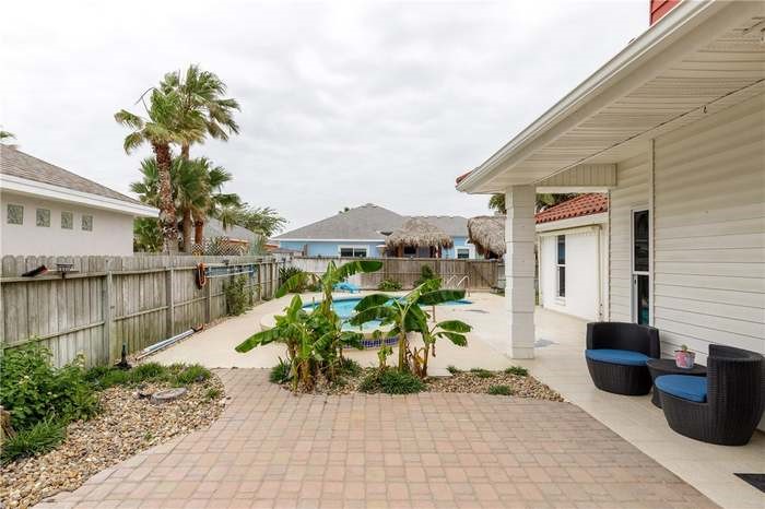 15833 Cuttysark St Property Photo 29