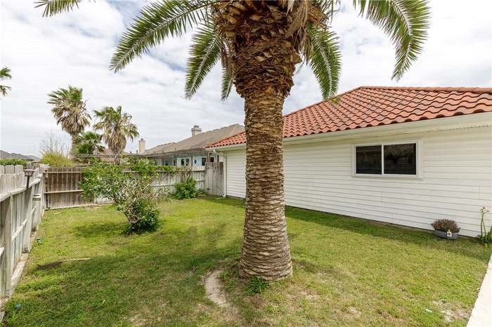 15833 Cuttysark St Property Photo 31
