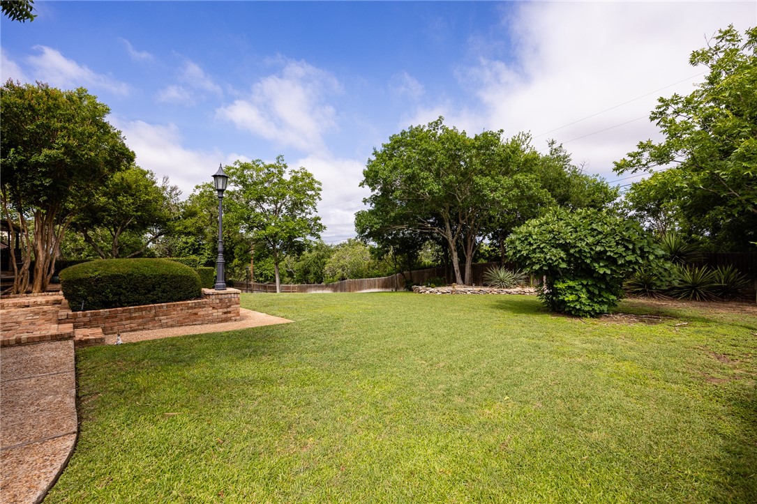 418 N Coronado Dr Property Photo 32