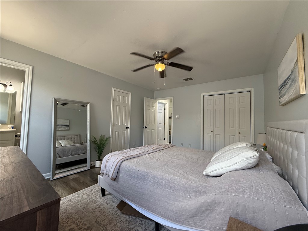 2034 Sunnycrest St Property Photo 13