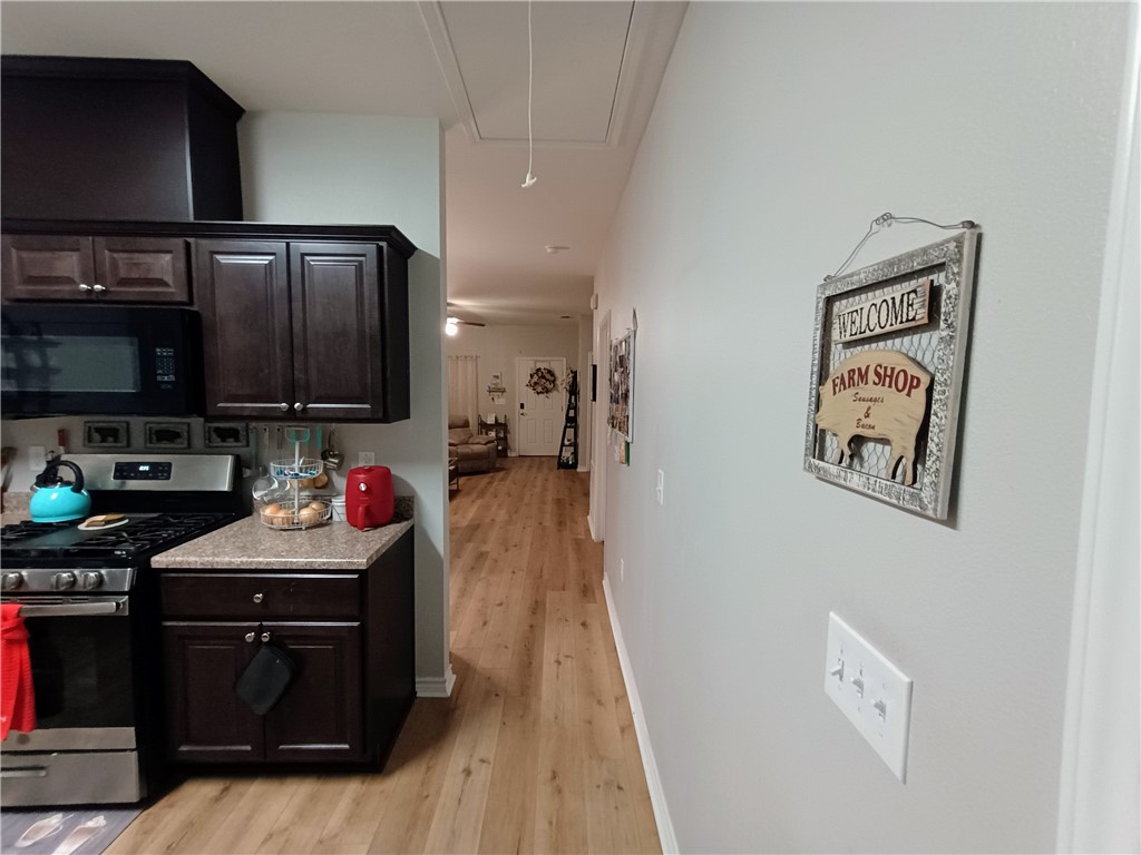 519 E Ave F Property Photo 23