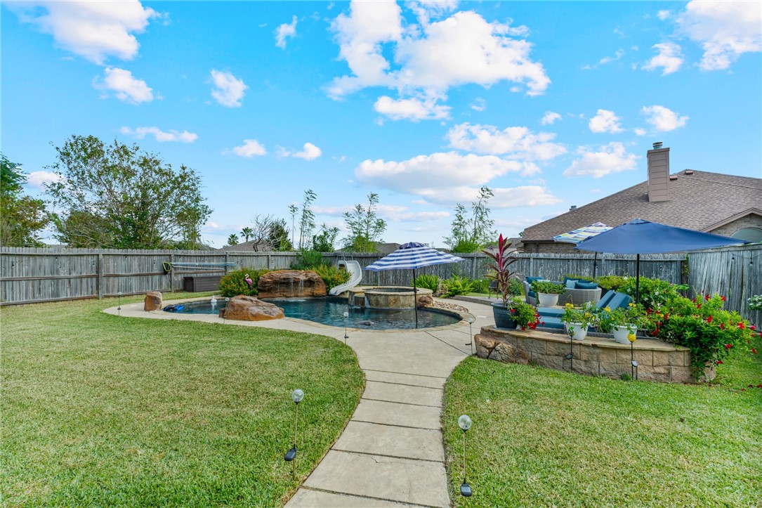 7534 Rancho Vista Blvd Property Photo 8