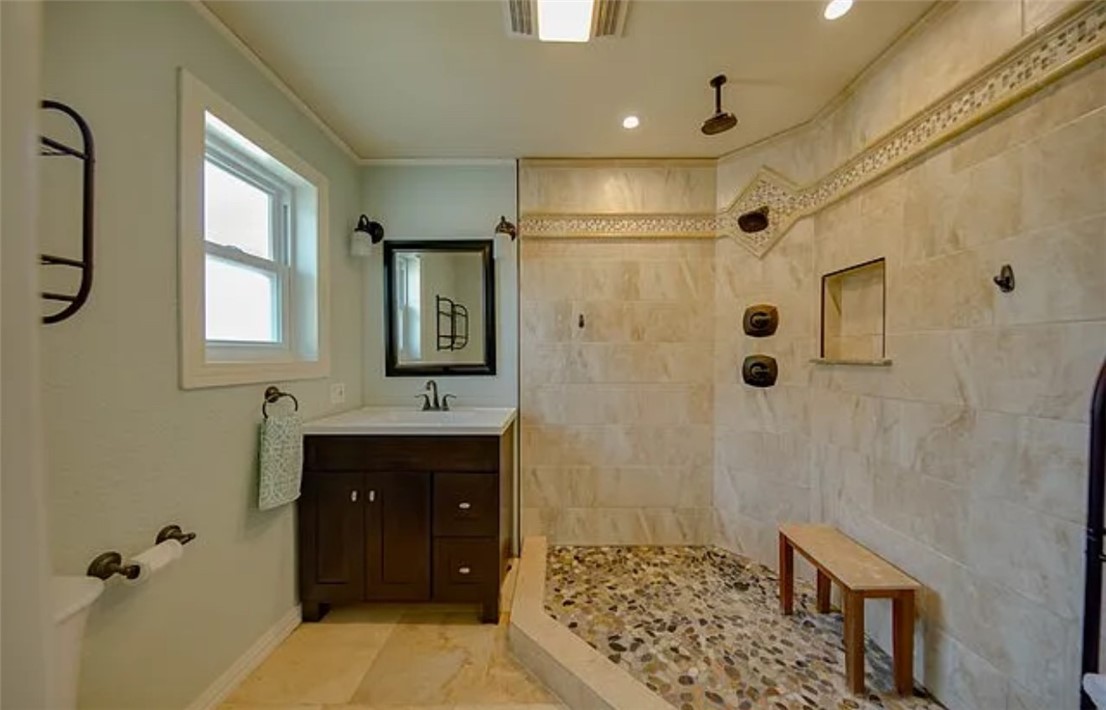 142 Vercie St Property Photo 10