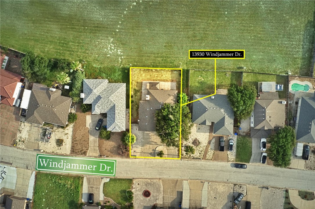 13930 Windjammer Dr Property Photo 4