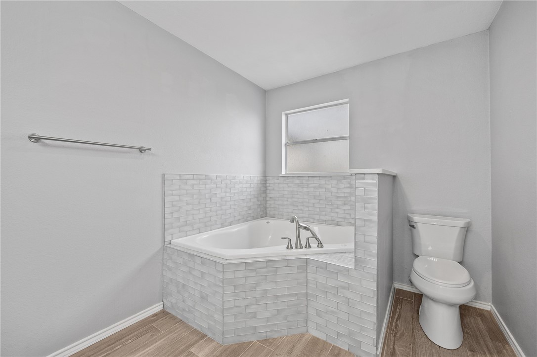 13930 Windjammer Dr Property Photo 16