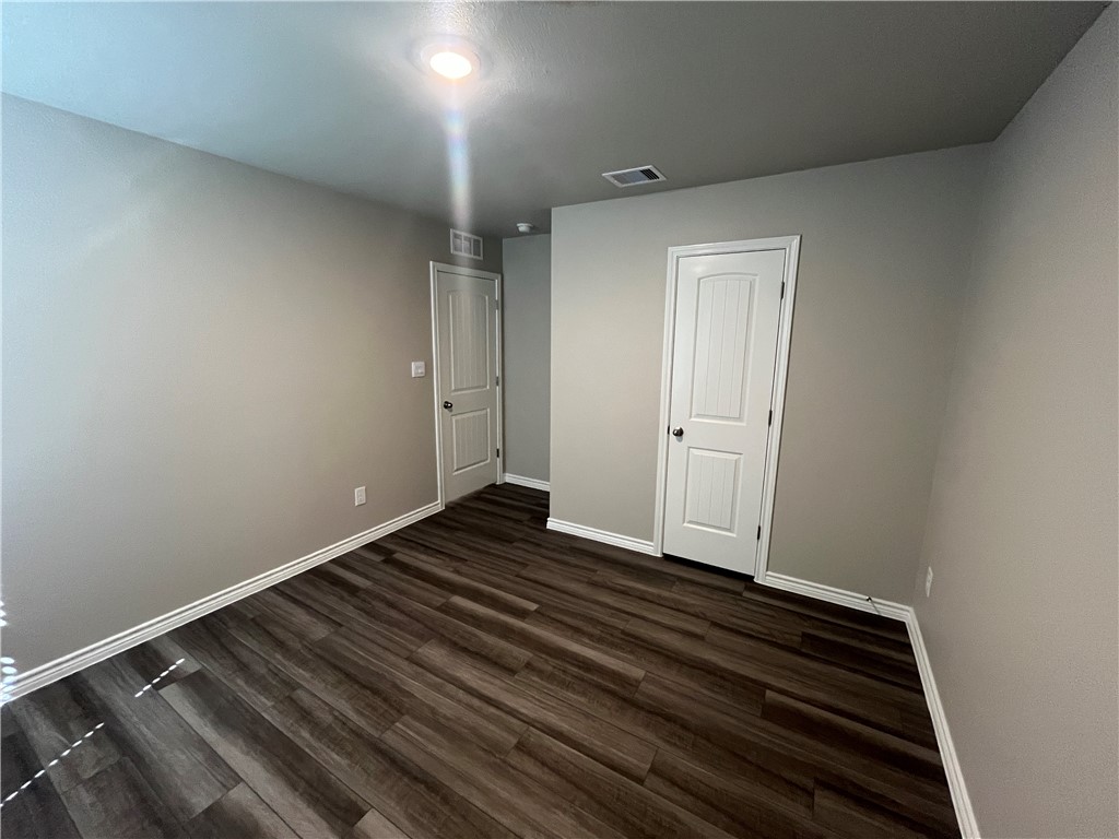 7201 Wilder Lane Property Photo 16