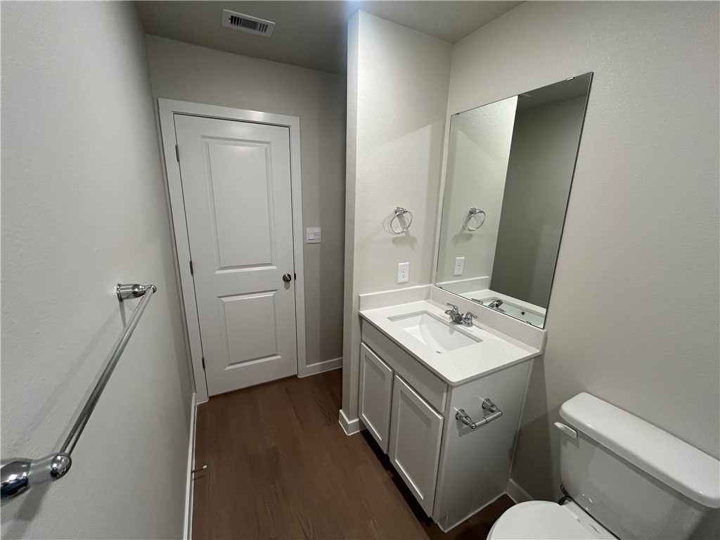 7209 Wilder Lane Property Photo 16