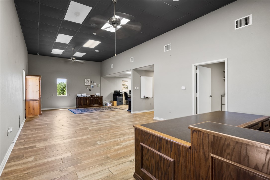 8808 County Road 1458 Property Photo 6