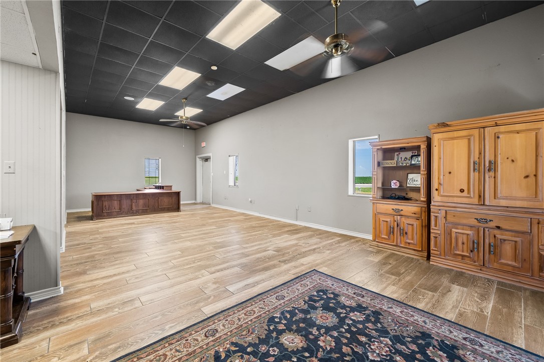 8808 County Road 1458 Property Photo 11