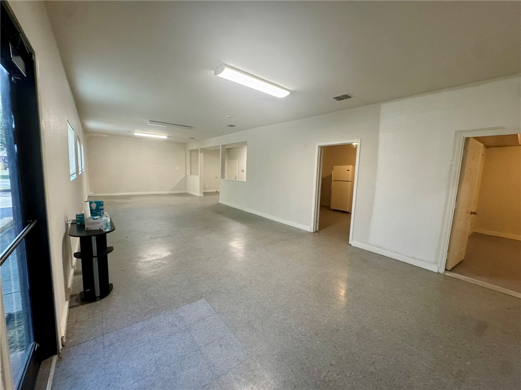 5902 Kostoryz Property Photo 4