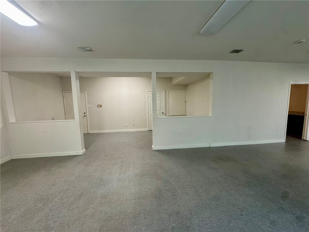 5902 Kostoryz Property Photo 5