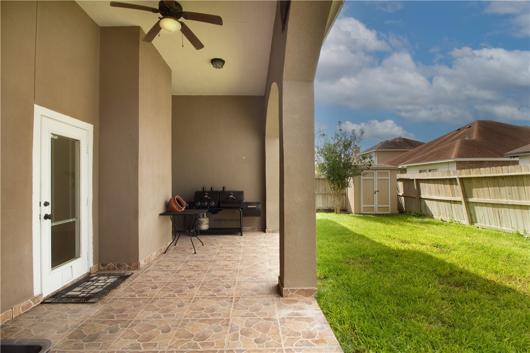 6825 Old Square Dr Property Photo 28