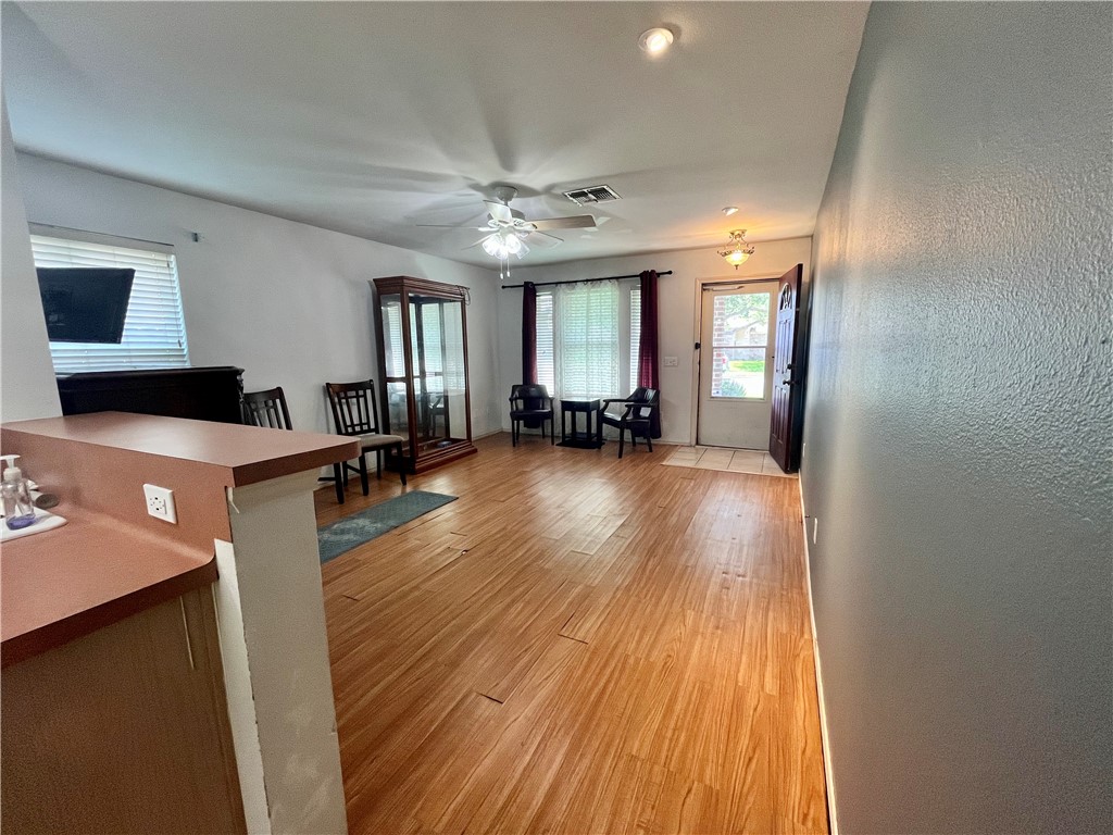 3101 Saskatchewan Dr Property Photo 4