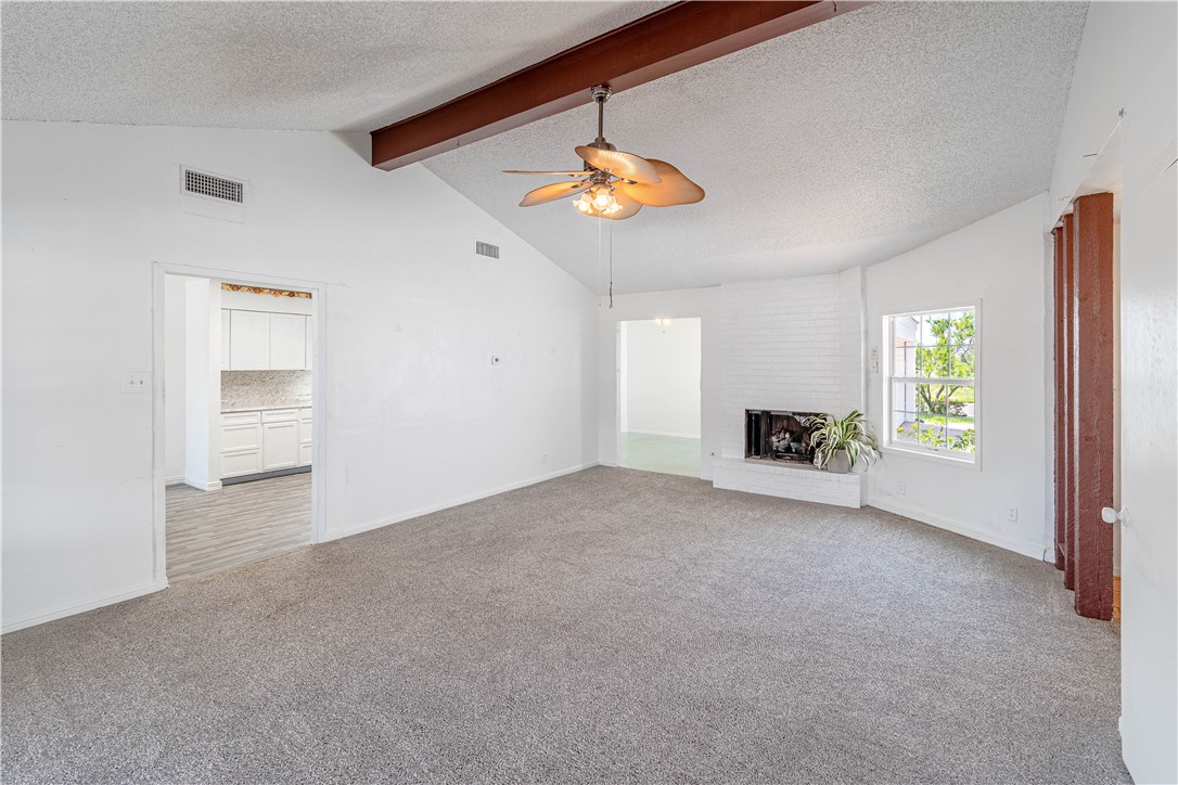 2406 Lakeview Dr Property Photo 10