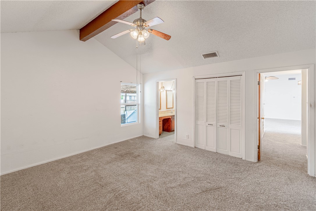 2406 Lakeview Dr Property Photo 24